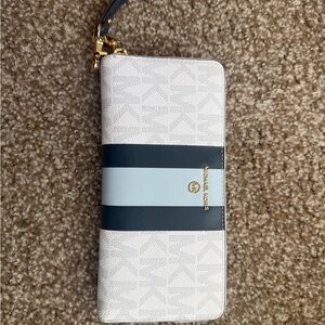 Michael Kors Navy and Gold Zip-Around Wallet